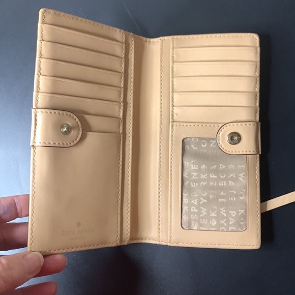 Kate Spade Wallet - Picture 4 of 6